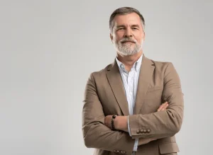 1 G Forex Market - Global Forex Piyasası Analiz ve Sinyaller business portrait confident businessman entrepreneur 600nw 2480068229 G Forex Market - Global Forex Piyasası Analiz ve Sinyaller Küresel forex piyasasında işlem yapmak isteyenler için kapsamlı içerik